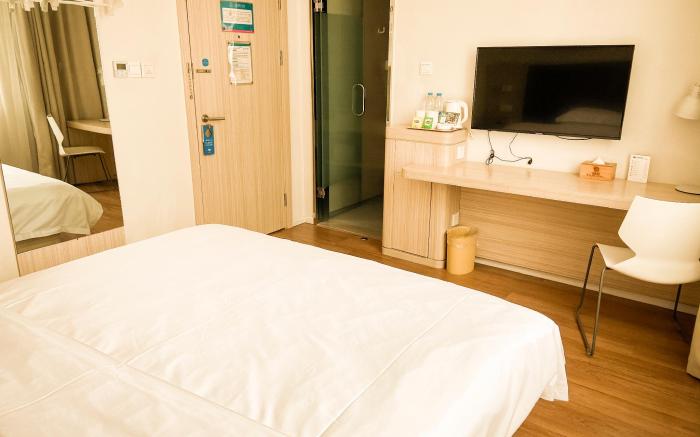 Hanting Hotel Liuan Huoshan Xintiandi Plaza