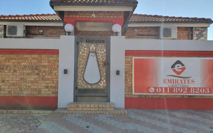 Emirates garden lodge