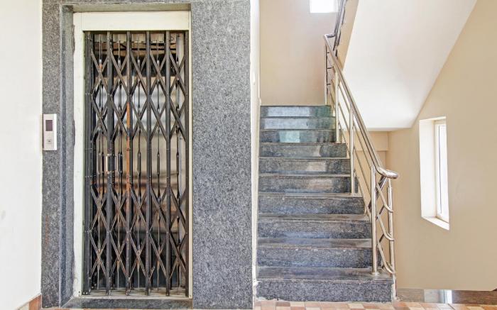 Collection O Shining Suites Near Erragadda Metro Station
