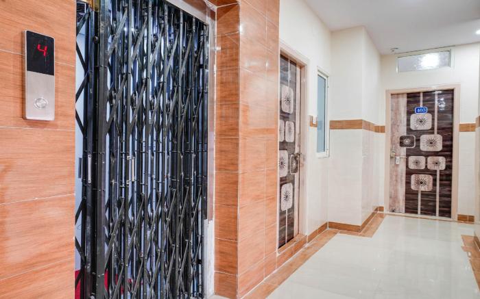 Hotel O Aroma Classic Near Nampally Main Railway station