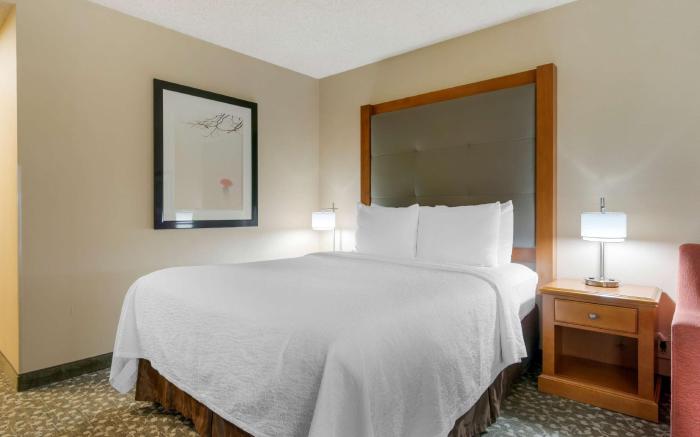 Best Western Plus Harbor Plaza