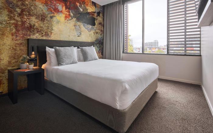 Kennigo Hotel Brisbane, Independent Collection by EVT