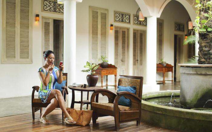Pinkcoco Uluwatu - Constant Surprises - for Cool Adults Only