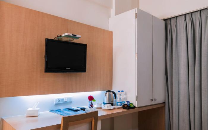 Hotel Monarch Guestline in MIDC Rabale