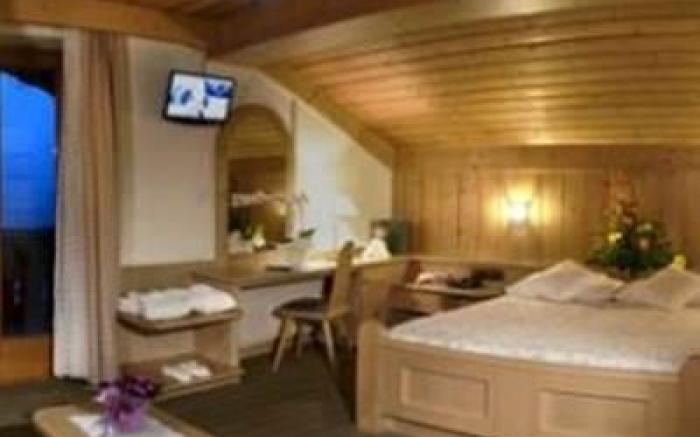 Hotel Ladinia Dolomites View
