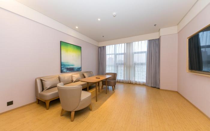 Ji Hotel Xuchang Pangdonglai Times Square