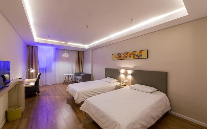 Hanting Hotel Changxing Mingzhu Road