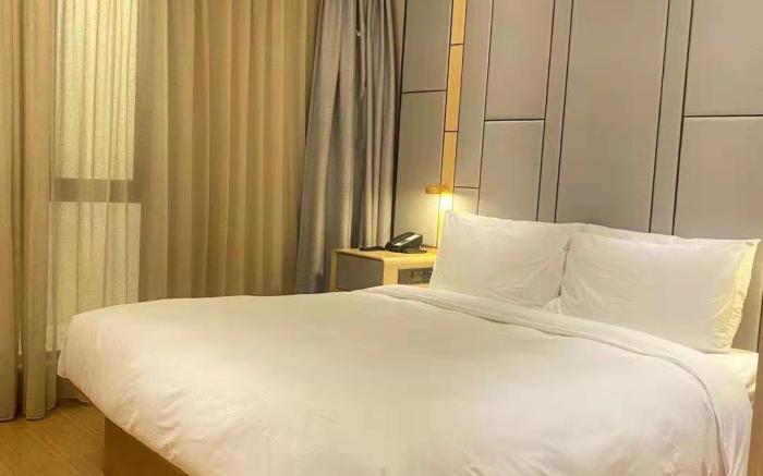 Ji Hotel Shanghai Jiangwan Town Metro Station