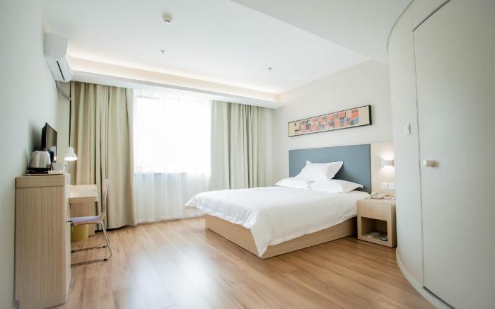 Hanting Hotel Shenyang Santaizi Metro Station
