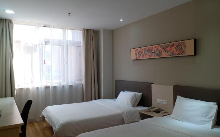 Hanting Hotel Qingdao Jimo Baolong Plaza