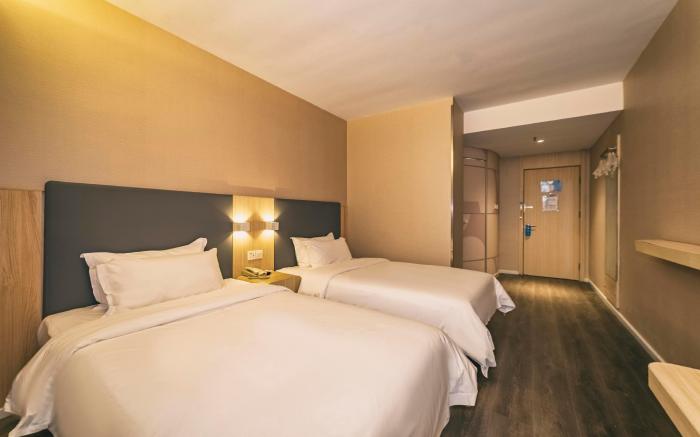 Hanting Hotel Qingdao Zhanqiao Railway Station East Plaza