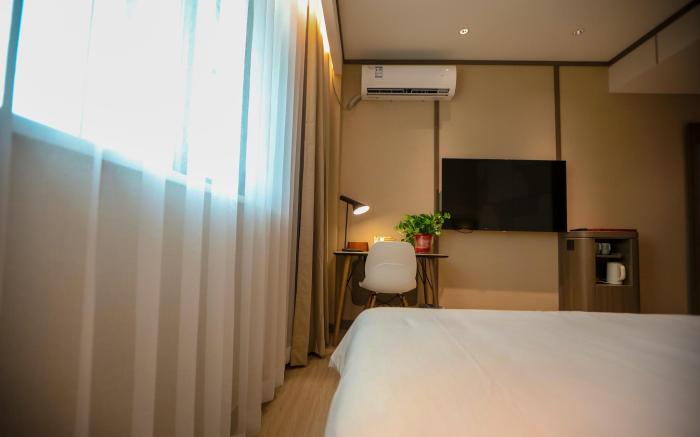 Hanting Hotel Zhoukou Huaiyang Central Bus Station