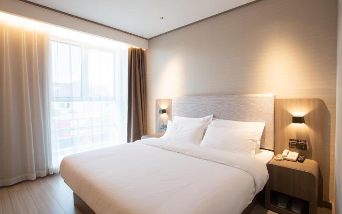Hanting Hotel Ningbo Zhenhaizhuang Vanke Plaza