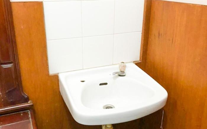 Hotel Shabine Rungkut Mitra RedDoorz