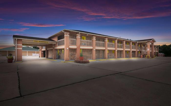 SureStay Hotel by Best Western Rockdale