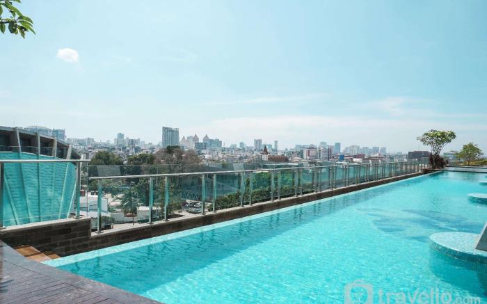 Best Studio Pool View at Menteng Park By Travelio