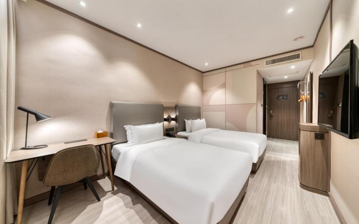 Hanting Hotel Huzhou Yishang Street