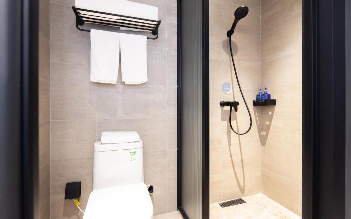 Hanting Hotel Zhoukou Wuyi Square