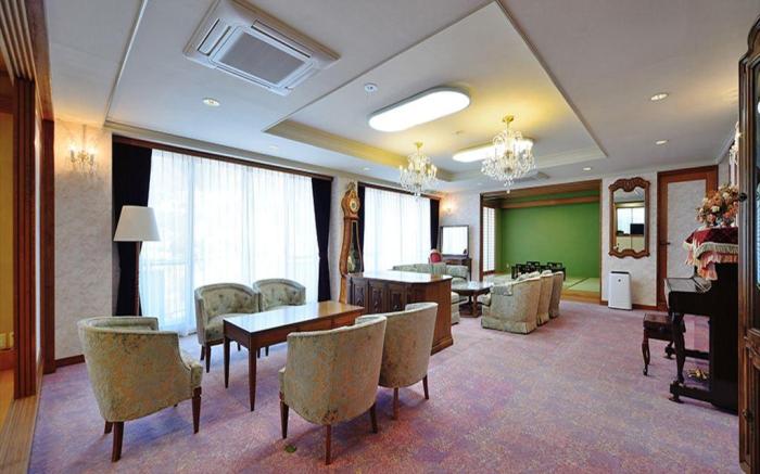 Hotel Showa Club