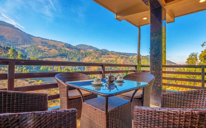 Golden bliss cottage by VEO - Part of StayVista