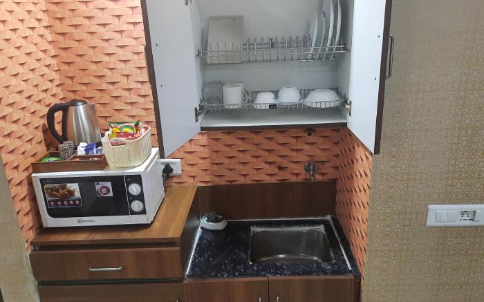 Royal Luxury Studio Apartment With Breakfast 926