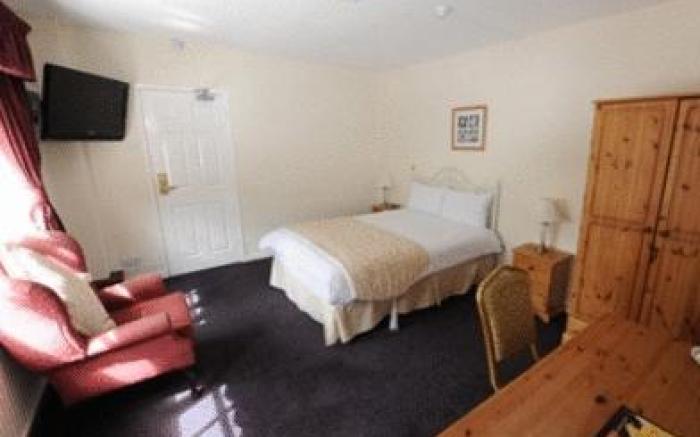 Kings Croft Hotel