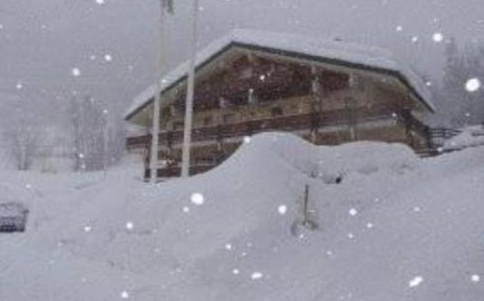 Shatush Hotel