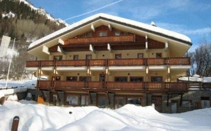 Shatush Hotel