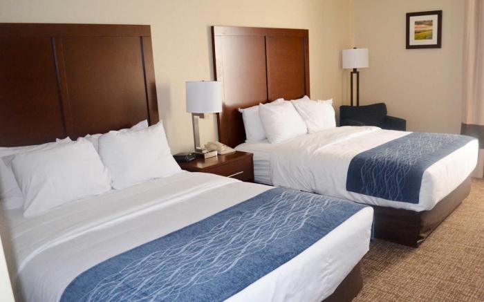 Comfort Inn & Suites Junction City - near Fort Riley