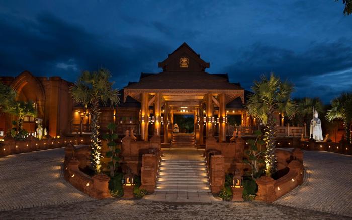 Heritage Bagan Hotel