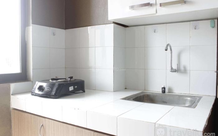 Minimalist Studio Gateway Ahmad Yani By Travelio