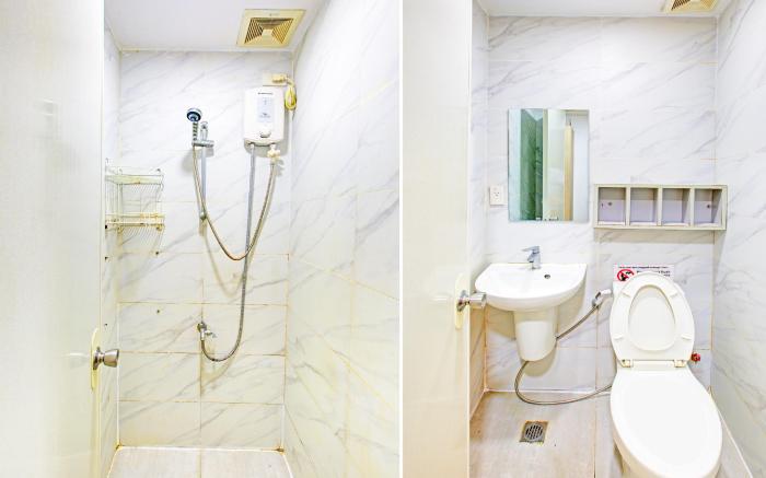 Townhouse OAK Avitel Hotel near Osmena Highway, PNR Pasay Station, Metro Manila