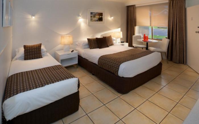 Sorrento Beach Motel