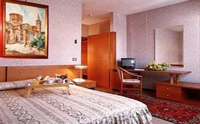 Hotel City