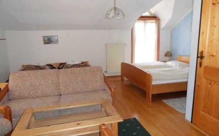 Hotel & Hostel Sandwirt