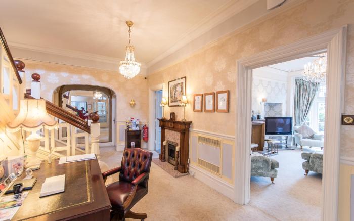 Grovefield Manor Hotel
