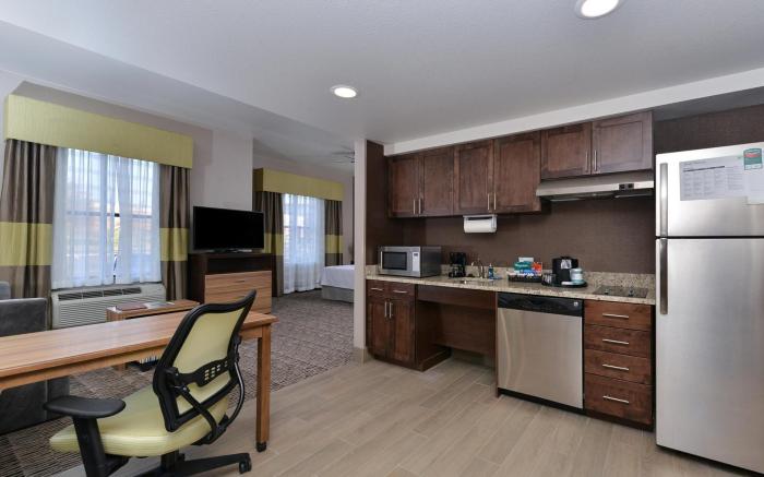 Homewood Suites by Hilton Cincinnati Mason