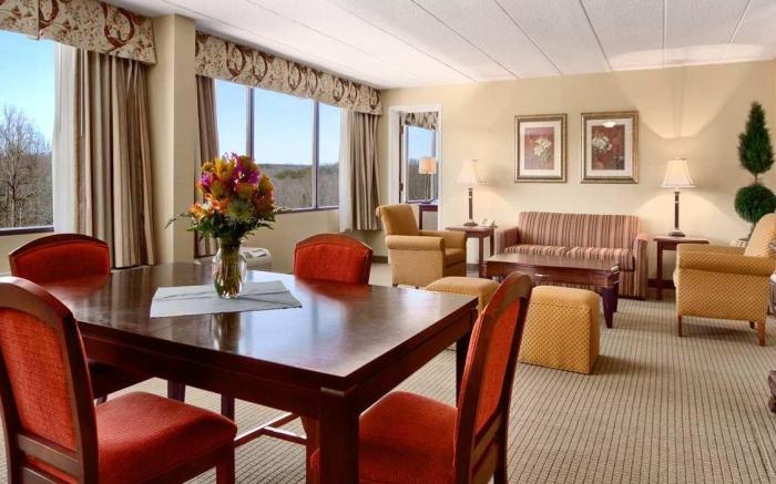 DoubleTree by Hilton Charlottesville