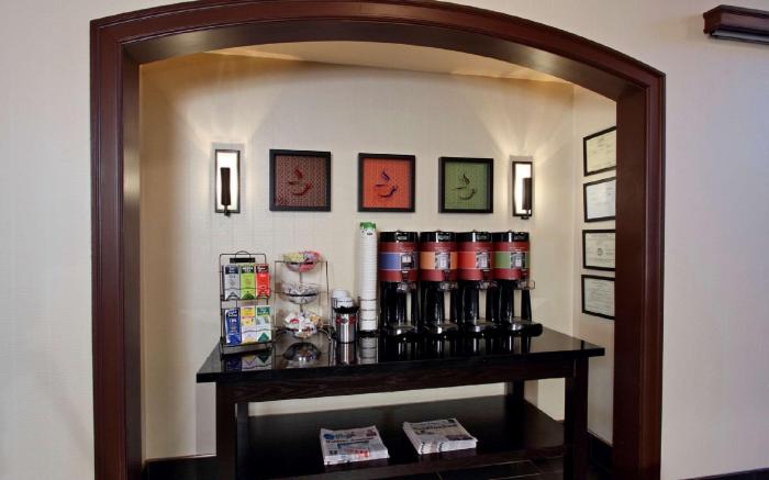 Hampton Inn and Suites Newtown