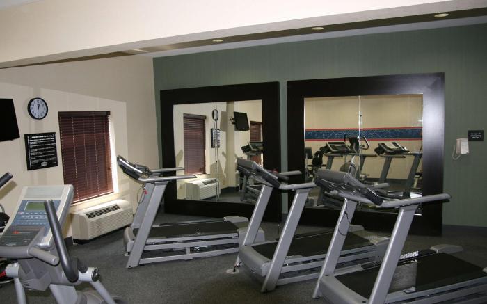 Hampton Inn & Suites West Point