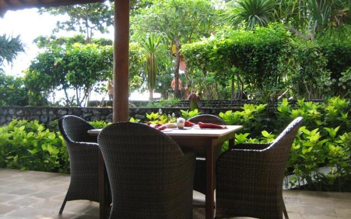 Double One Villas Amed