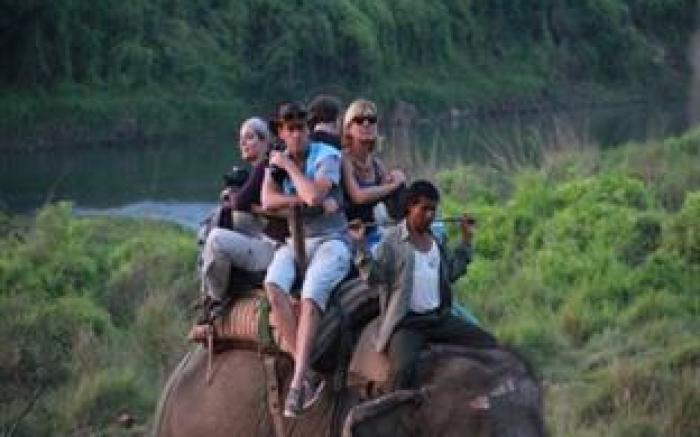 Rhino Lodge & Hotel