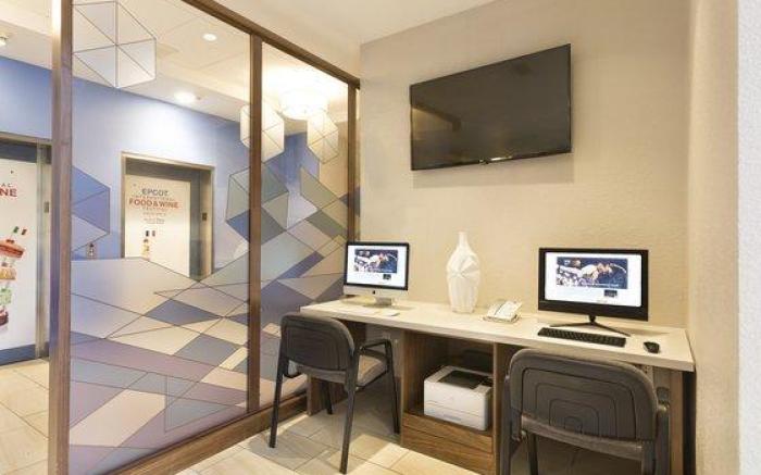 Holiday Inn Express & Suites S Lake Buena Vista By IHG