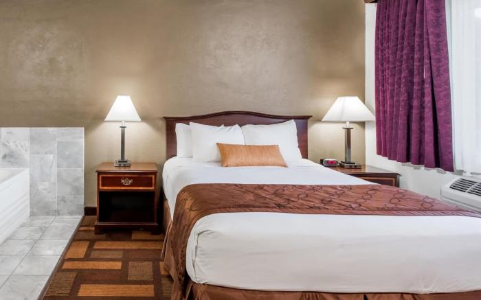 Days Inn & Suites by Wyndham Lodi