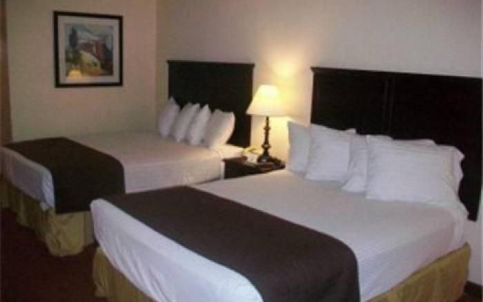 Baymont by Wyndham Kansas City KU Medical Center