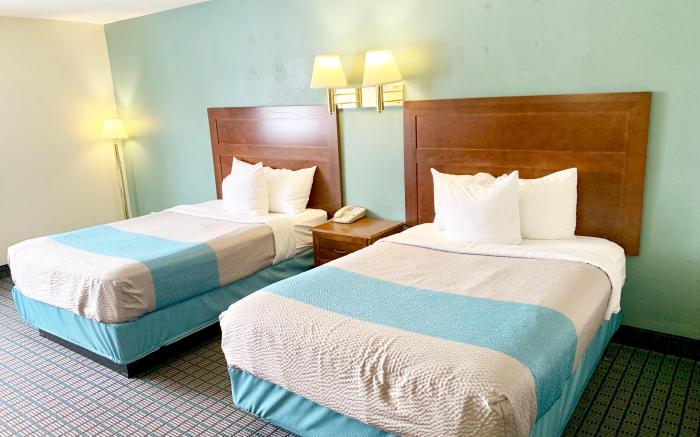 Motel 6 McGraw, NY - Cortland