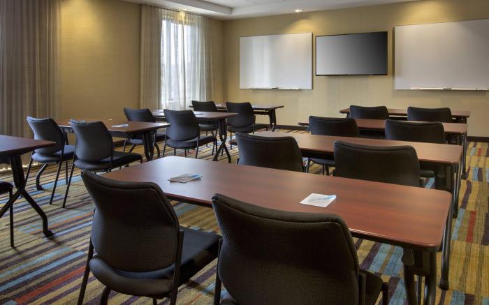 Fairfield by Marriott Inn & Suites Syracuse Carrier Circle