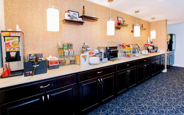 Dulles Suites