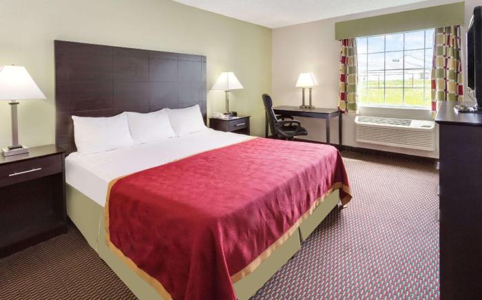 Baymont by Wyndham Beloit