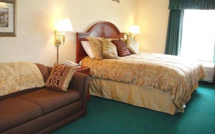 Grand Vista Hotel & Suites